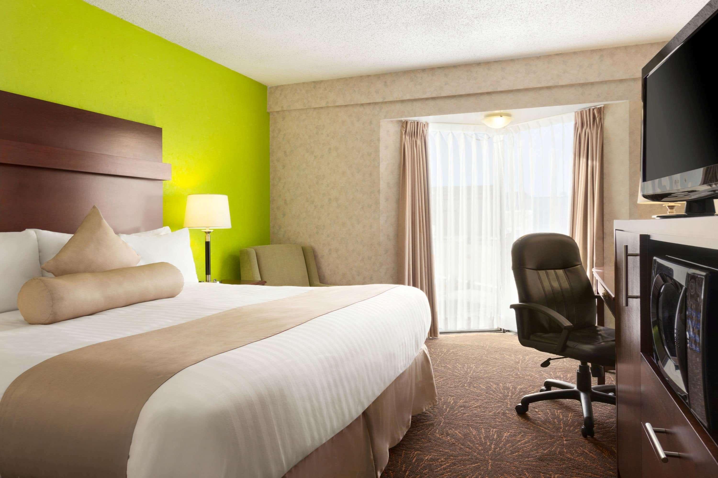 Travelodge by Wyndham Lloydminster Eksteriør billede