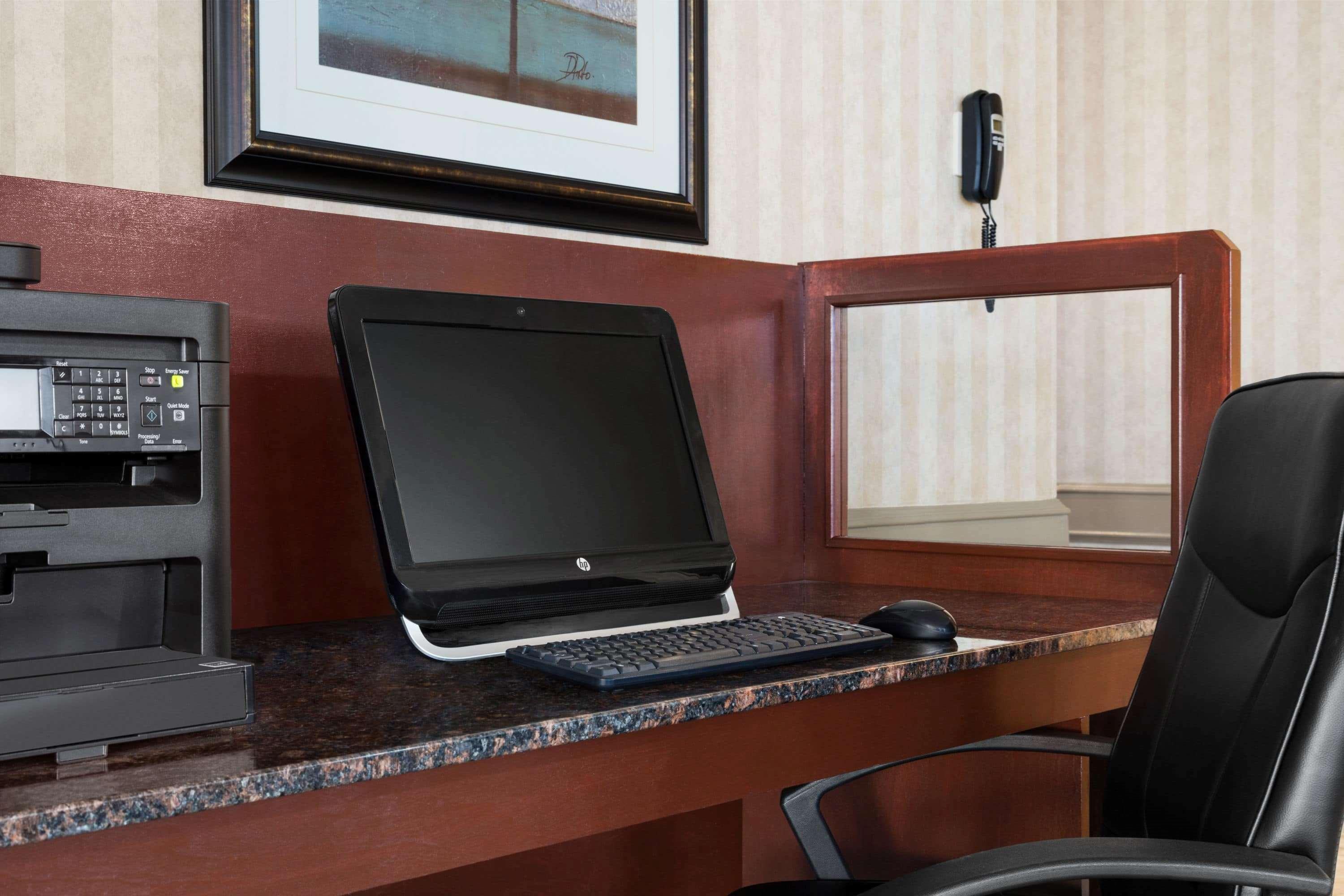 Travelodge by Wyndham Lloydminster Eksteriør billede
