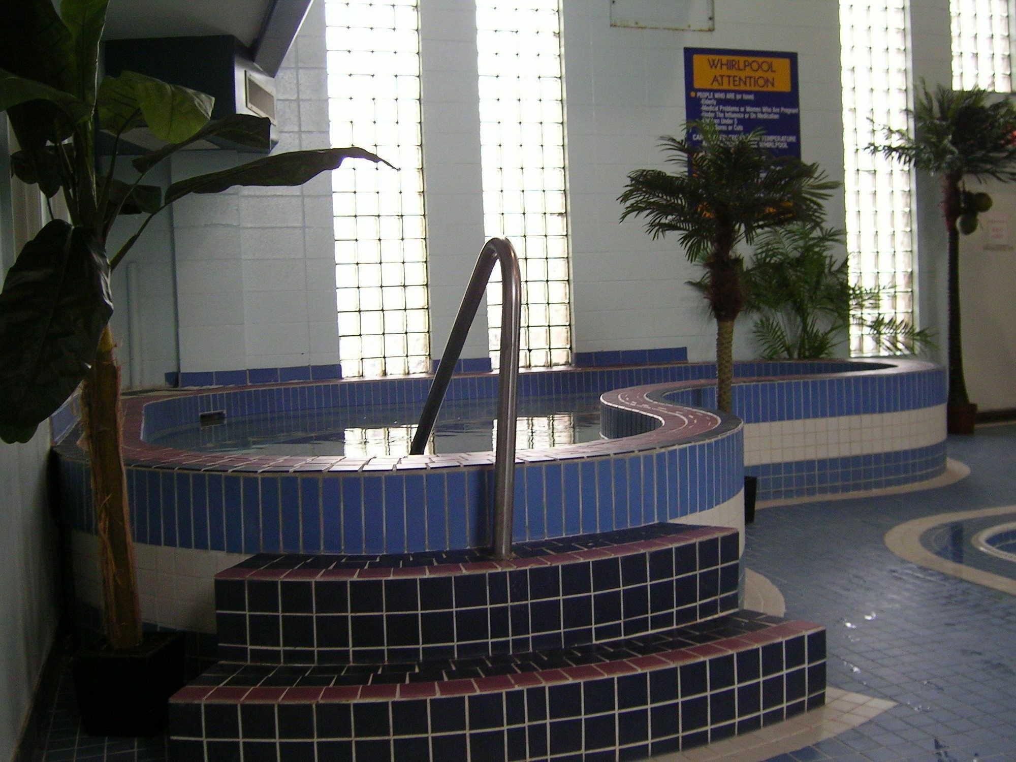 Travelodge by Wyndham Lloydminster Eksteriør billede